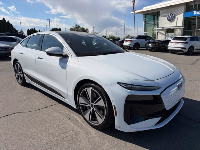 Certified 2025 Audi A6 e-tron Prestige AWD/4WD image 1