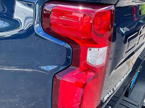 Used 2021 Chevrolet Silverado 1500 RST AWD/4WD image 33