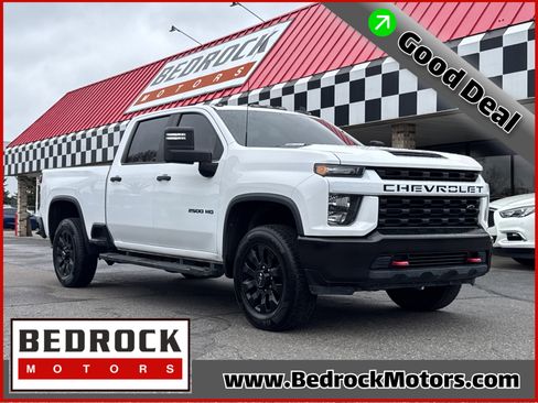 Used 2021 Chevrolet Silverado 2500 Custom w/ Custom Value Package image 1