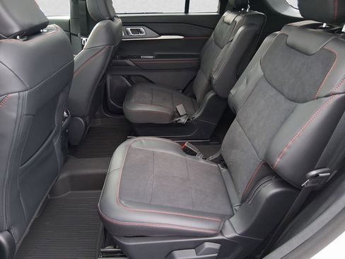 New 2026 Ford Explorer ST AWD/4WD image 17