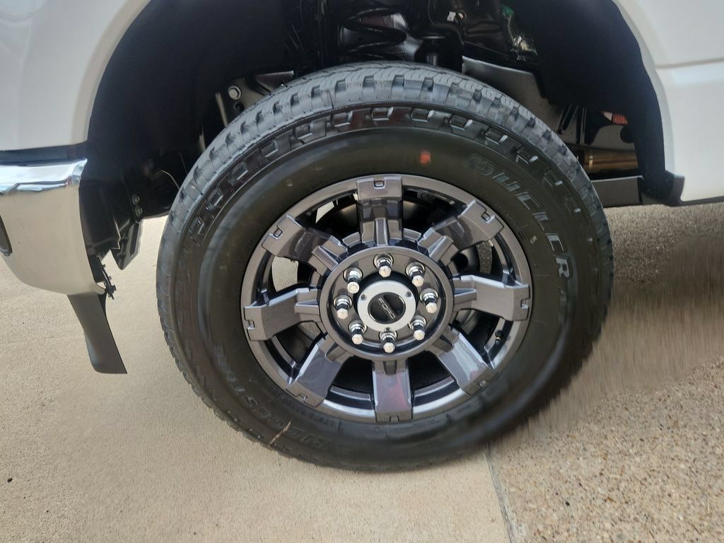 New 2027 Ford F350 XLT w/ XLT Premium Package AWD/4WD image 14