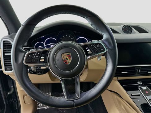Certified 2019 Porsche Cayenne image 12