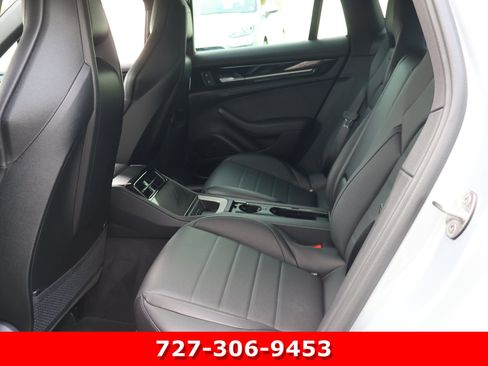 Used 2026 Porsche Panamera image 17