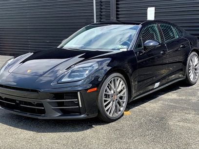 New 2025 Porsche Panamera 4