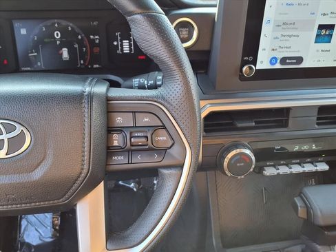 Used 2025 Toyota 4Runner TRD Sport image 11