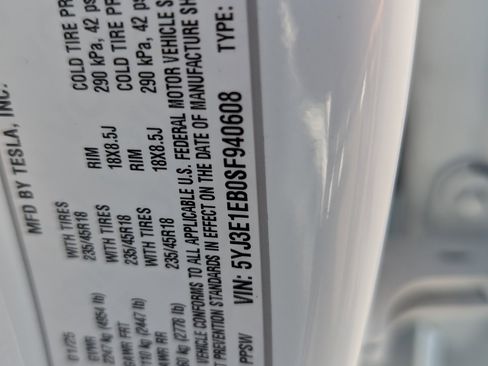 Used 2025 Tesla Model 3 Long Range image 22