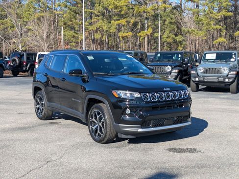 New 2026 Jeep Compass Limited image 3