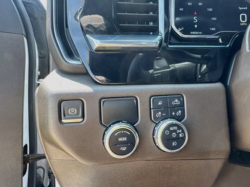 Used 2023 GMC Sierra 1500 SLT RWD image 21