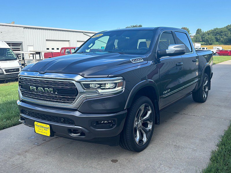 Used 2024 RAM 1500 Limited AWD/4WD image 1