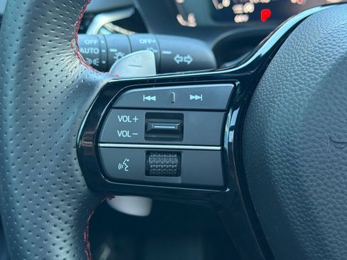 Used 2025 Acura ADX A-Spec image 32