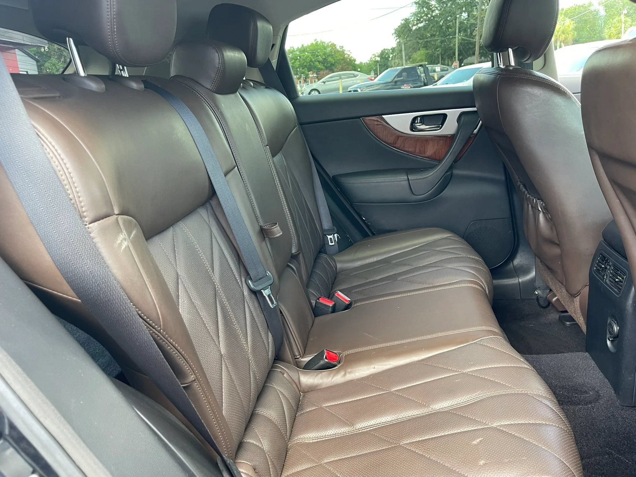 Used 2013 INFINITI FX37 AWD w/ Premium Pkg image 12
