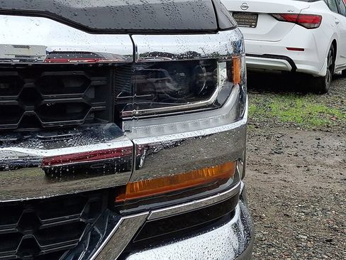 Used 2019 Chevrolet Silverado 1500 LT w/ All Star Edition AWD/4WD image 14