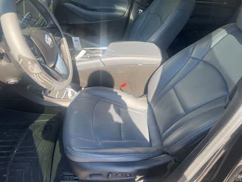 Used 2022 Buick Enclave Premium w/ Experience Buick Package FWD image 6