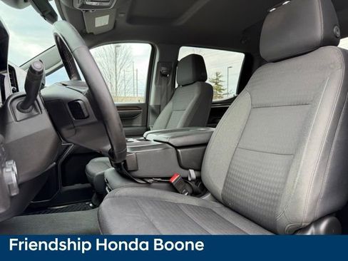 Used 2022 Chevrolet Silverado 1500 LT image 18