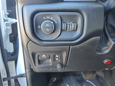 Used 2021 RAM 1500 Laramie w/ Sport Appearance Package image 22