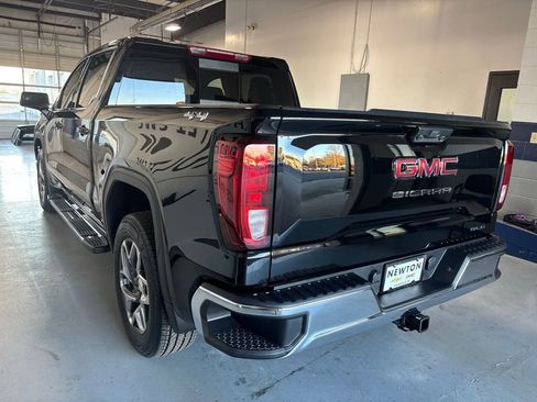 New 2026 GMC Sierra 1500 SLE w/ Preferred Package AWD/4WD image 33