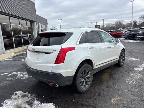 Used 2018 Cadillac XT5 Luxury w/ LPO, Black Ice Package image 7