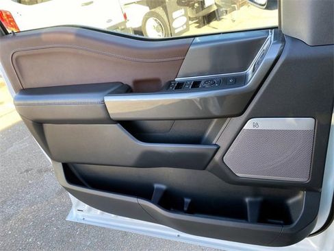 Used 2023 Ford F150 Lariat w/ Max Trailer Tow Package image 28