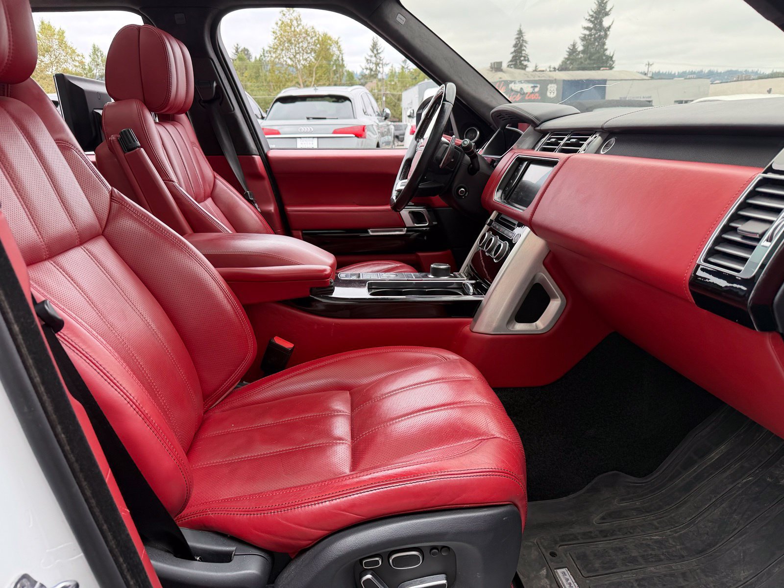 Used 2014 Land Rover Range Rover Long Wheelbase Autobiography AWD/4WD image 24