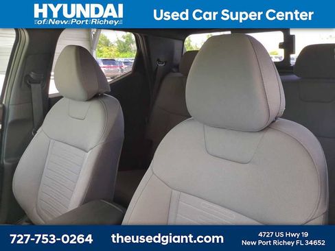 Certified 2022 Hyundai Santa Cruz SEL Premium AWD/4WD image 7