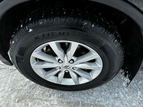 Used 2019 Dodge Durango SXT image 24