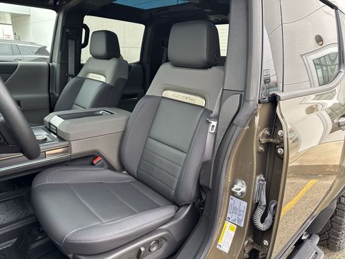 New 2025 GMC Hummer EV 3X w/ Extreme Off-Road Package image 37