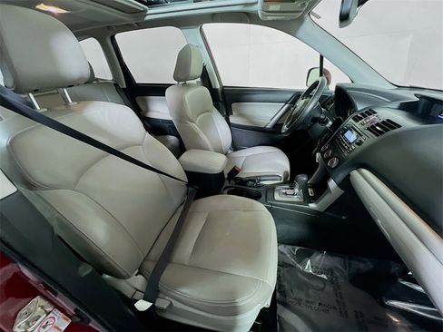 Used 2014 Subaru Forester 2.5i Limited image 25