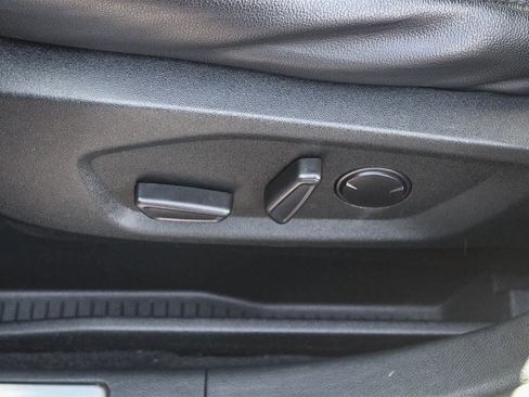 Used 2022 Ford Edge Titanium image 28