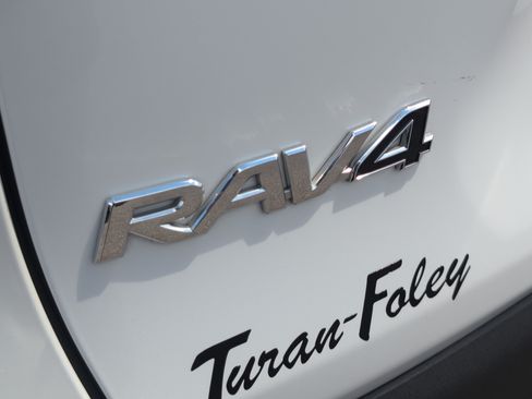 Used 2025 Toyota RAV4 XLE Premium AWD/4WD image 6