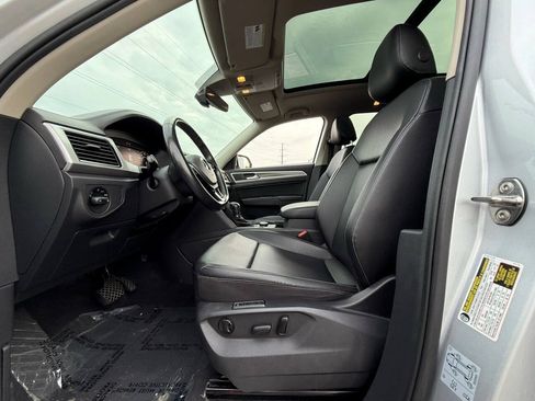 Used 2019 Volkswagen Atlas SEL AWD/4WD image 15