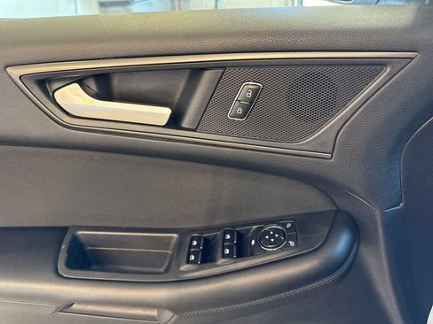 Used 2018 Ford Edge SE AWD/4WD image 22