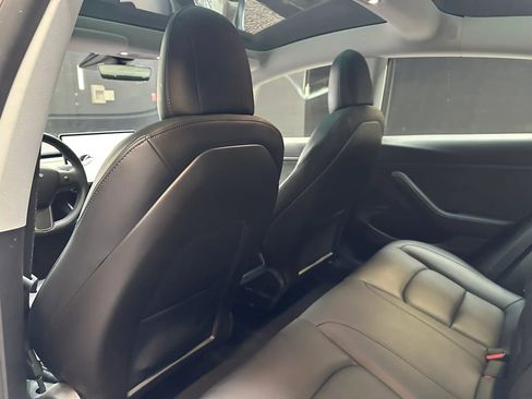 Used 2020 Tesla Model 3 Standard Range Plus image 18