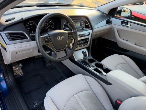 Used 2017 Hyundai Sonata SE image 7