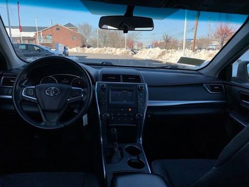 Used 2016 Toyota Camry SE image 14