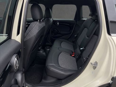 Used 2022 MINI Cooper S w/ Signature Upholstery Package FWD image 5