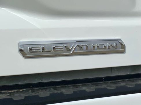 New 2026 GMC Sierra 1500 Elevation image 22