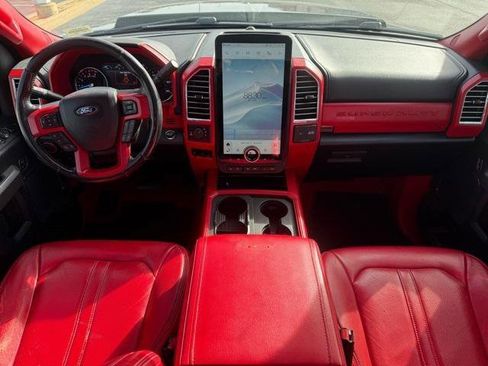 Used 2017 Ford F250 Platinum w/ Platinum Ultimate Package image 36