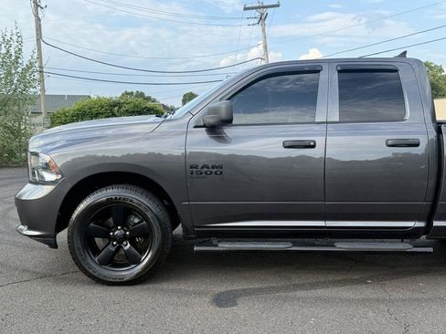 Used 2019 RAM 1500 Express w/ Express Value Package AWD/4WD image 5