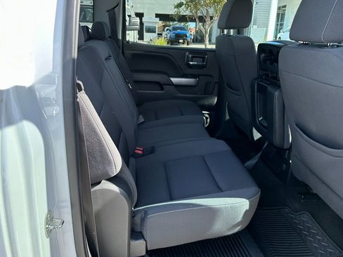 Used 2018 Chevrolet Silverado 1500 LT w/ All Star Edition image 18