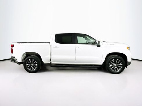 Used 2023 Chevrolet Silverado 1500 LT image 10