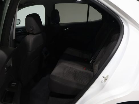 Used 2020 Chevrolet Equinox LT image 17