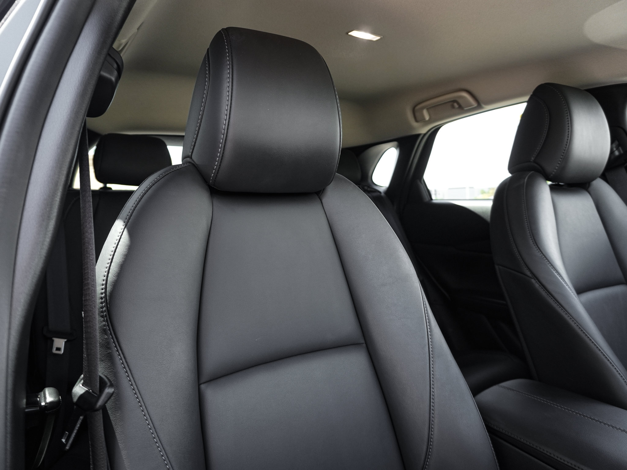 Certified 2024 MAZDA CX-30 AWD 2.5 S w/ Select Sport Pkg image 33