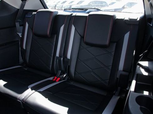 New 2026 Volkswagen Atlas Peak Edition image 32