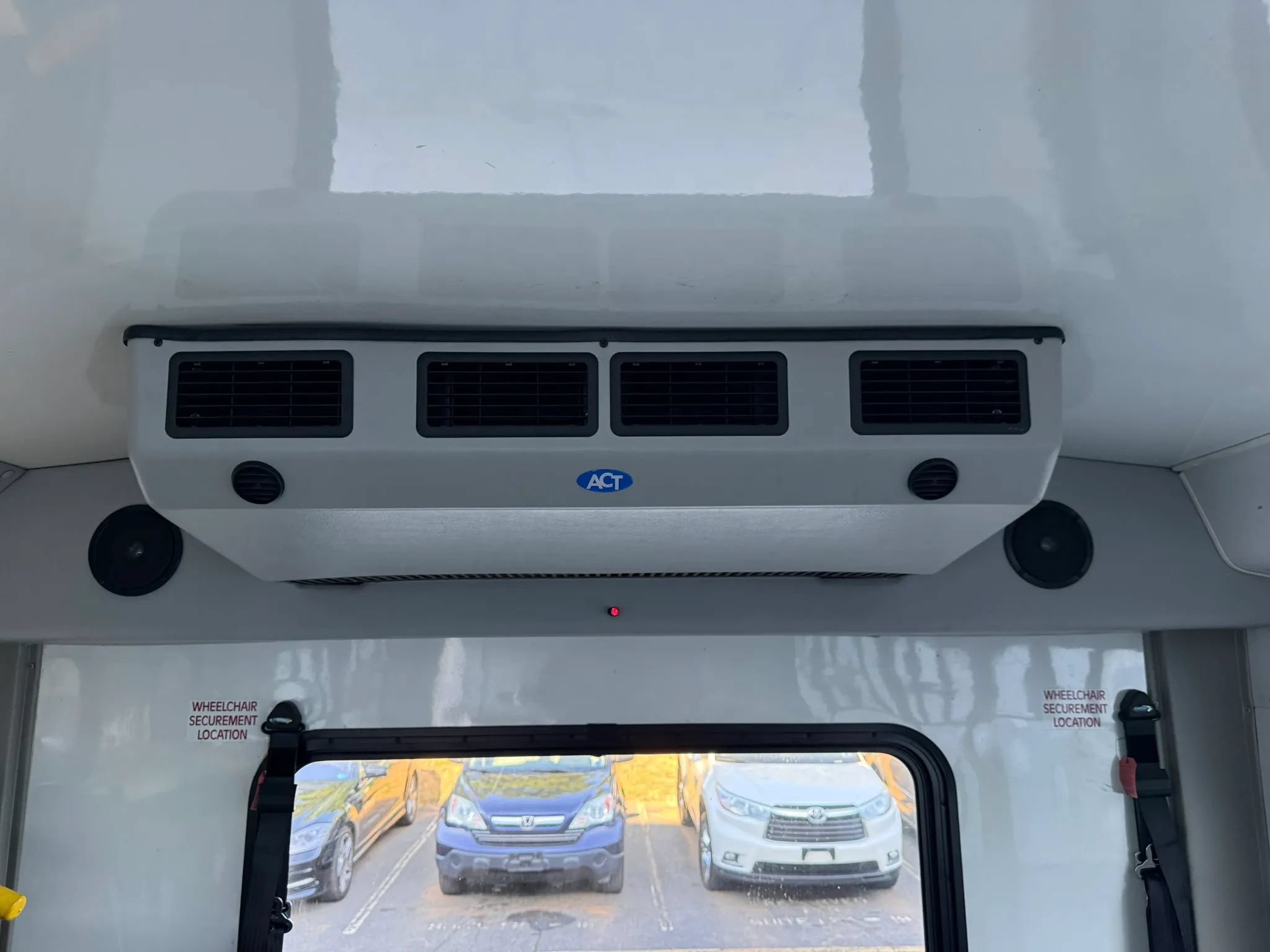 Used 2013 Ford E-350 and Econoline 350 Super Duty w/ Shuttle Bus Prep Pkg RWD image 30