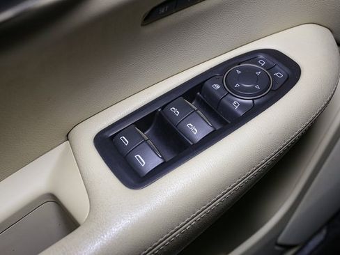 Used 2017 Cadillac XT5 Luxury w/ Driver Awareness Package image 36