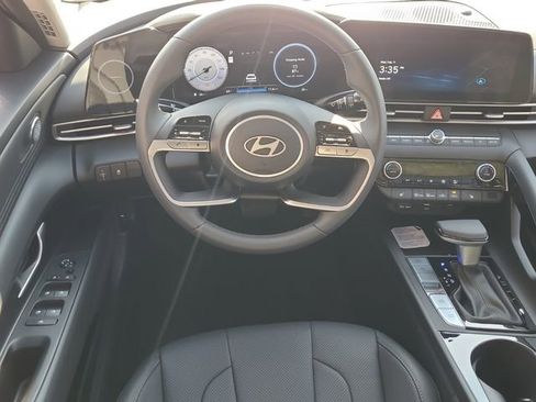 New 2026 Hyundai Elantra Limited image 9