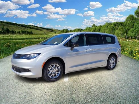 New 2026 Chrysler Voyager LX image 2