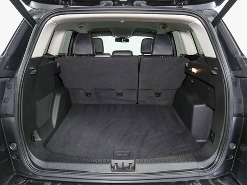 Used 2019 Ford Escape Titanium image 11