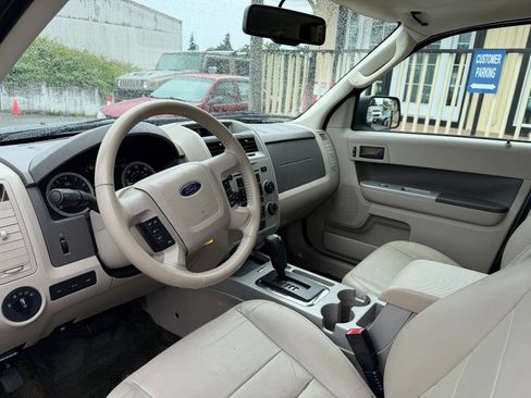 Used 2010 Ford Escape XLT FWD image 11