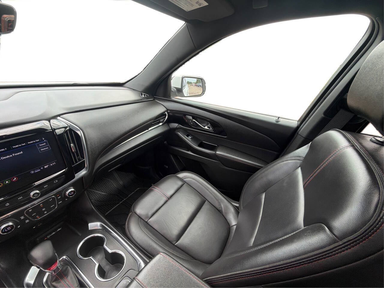 Used 2023 Chevrolet Traverse RS w/ LPO, Floor Liner Package AWD/4WD image 46